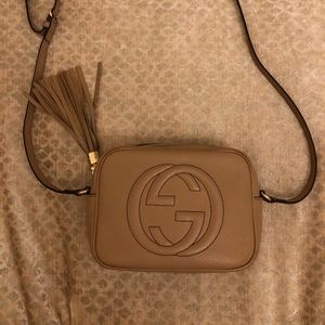 Gucci - Soho small shoulder bag, beige